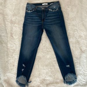 KanCan Sharkbite Hem jeans